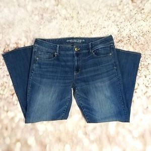 American Eagle kick boot dark wash 18 short jeans